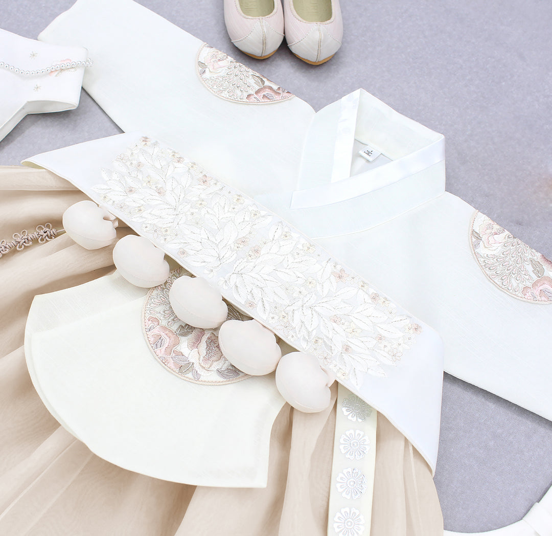 Hanbok Girl Baby Korea Traditional Clothing Set First Birthday Celebration Party Celebration 1–8 years Ivory Beige DGH101